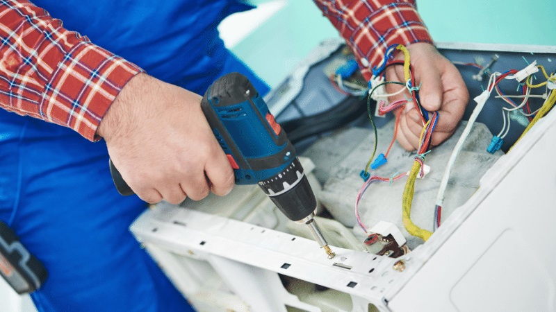 Fatih Toshiba Toshiba çamaşır makinesi kart tamiri – Su almama arızası orijinal parça ile giderildi. - Teknik servis örneği